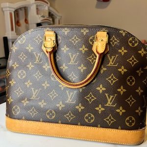 Louis vuitton Alma purse monogram